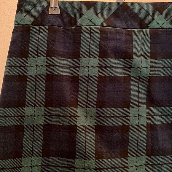 Talbots Women's Green Plaid Zipper Closure Straight Hem Pencil Skirt Size 6 - Picture 2 of 7